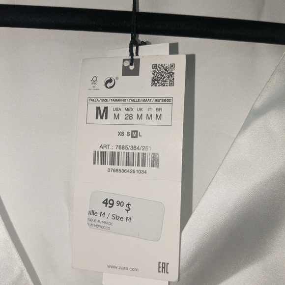 Zara size M Knotted Satin V-Neck Crop Top - Picture 10 of 10